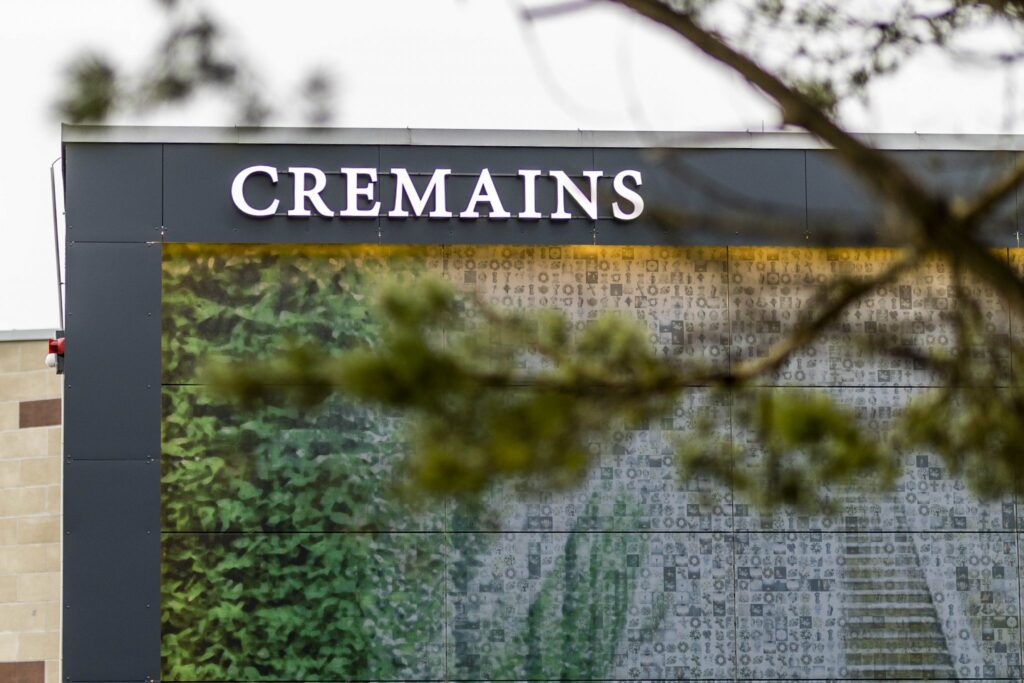 CREMAINS0190-2048x1366